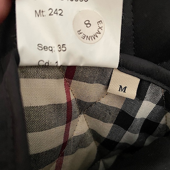 Burberry Black Quilted Jacket; Tartan Lining & Mandarin Collar; M; SEE CALLOUTS! - Picture 9 of 16
